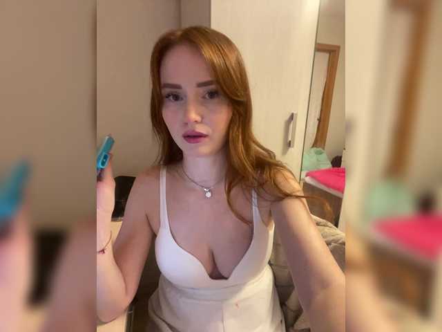 NauryXLoversz webcam