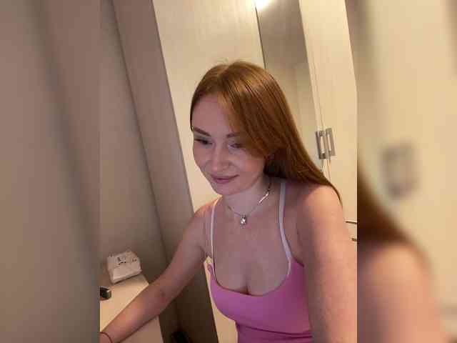 NauryXLoversz webcam