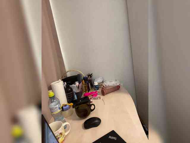 NauryXLoversz webcam