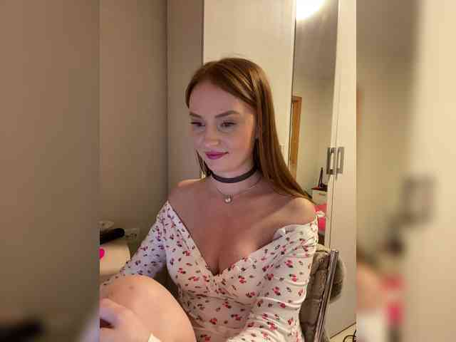 NauryXLoversz webcam