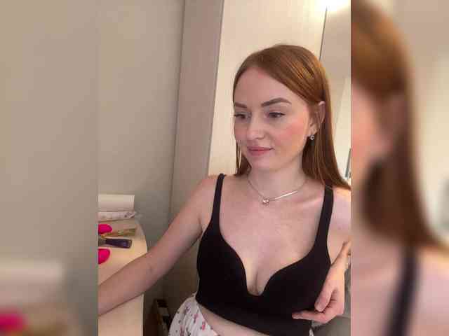 NauryXLoversz webcam