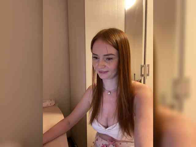 NauryXLoversz webcam