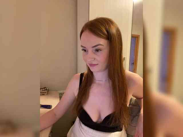 NauryXLoversz webcam