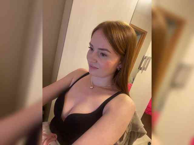 NauryXLoversz webcam