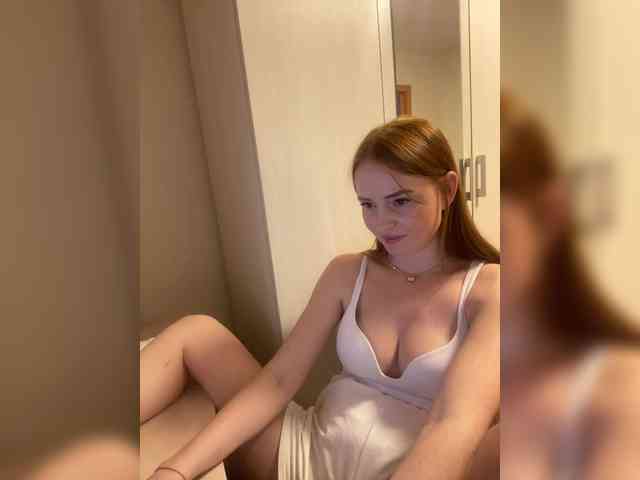 NauryXLoversz webcam