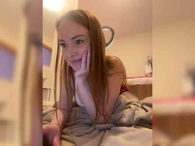 NauryXLoversz webcam