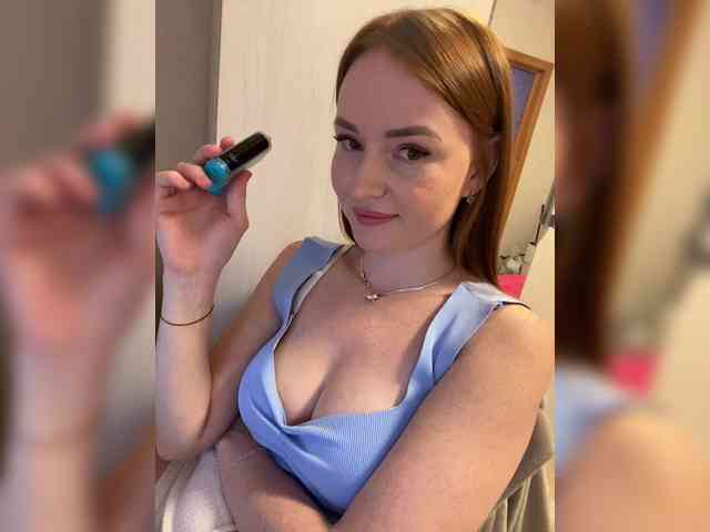 NauryXLoversz webcam