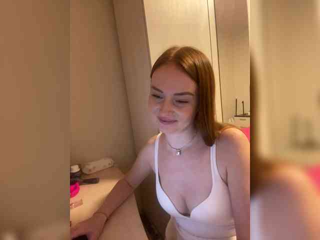 NauryXLoversz webcam