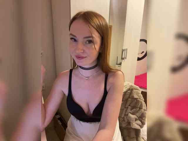 NauryXLoversz webcam
