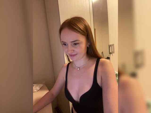 NauryXLoversz webcam