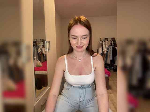 NauryXLoversz webcam