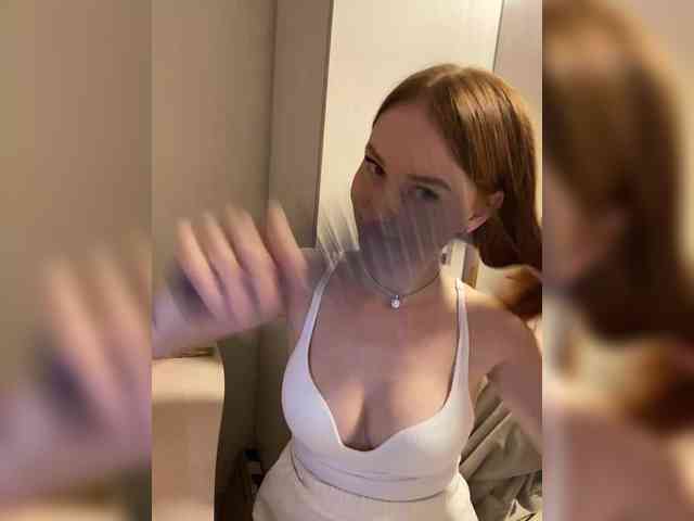 NauryXLoversz webcam