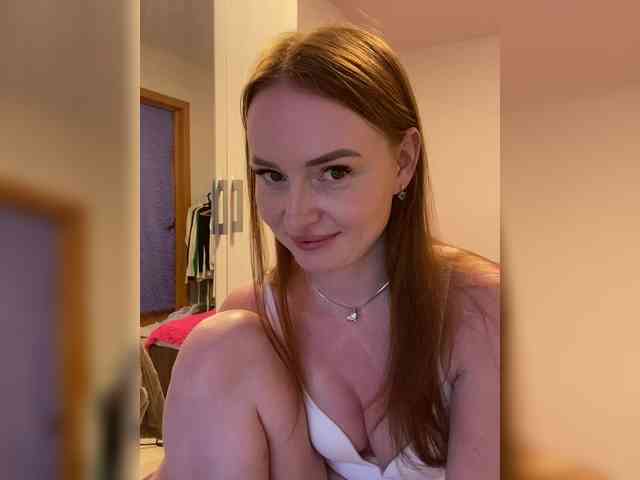 NauryXLoversz webcam