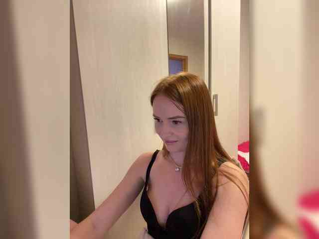 NauryXLoversz webcam