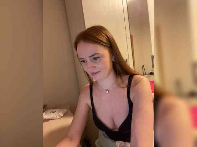 NauryXLoversz webcam
