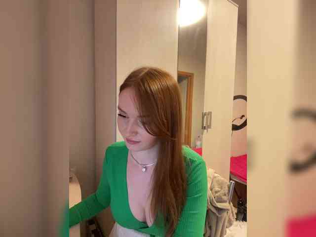 NauryXLoversz webcam