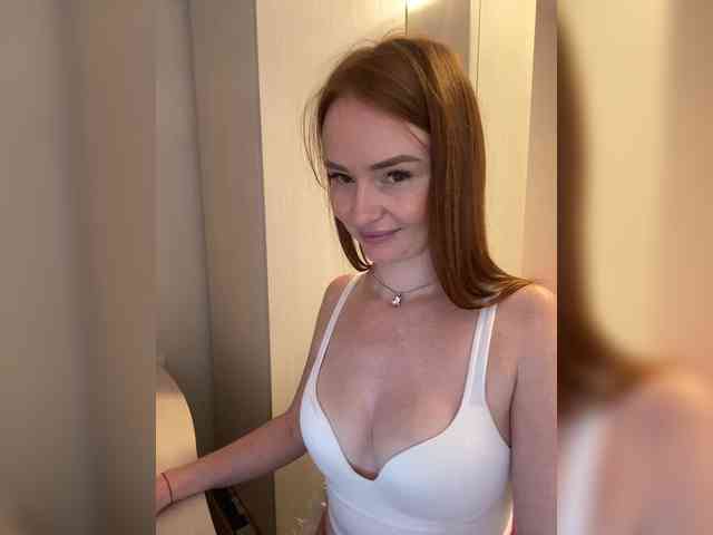 NauryXLoversz webcam