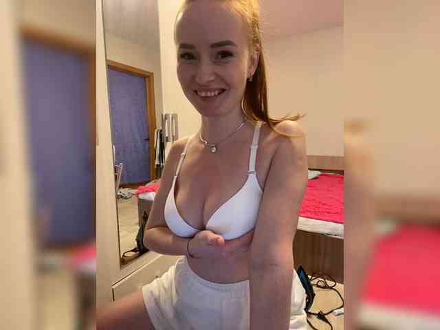NauryXLoversz webcam