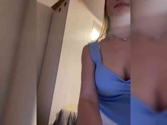 NauryXLoversz webcam