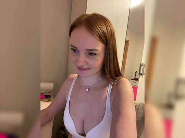 NauryXLoversz webcam