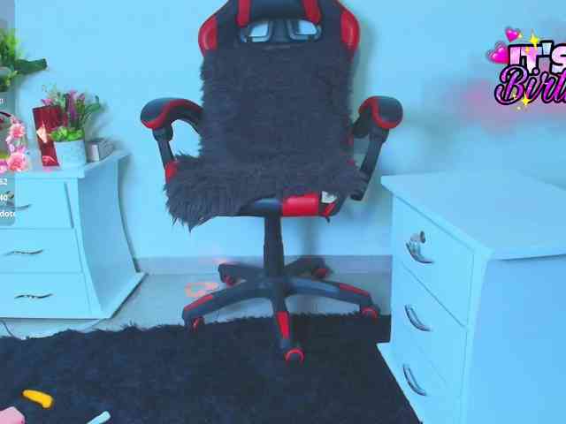 NicolHot1 Live Webcam on BongaCams