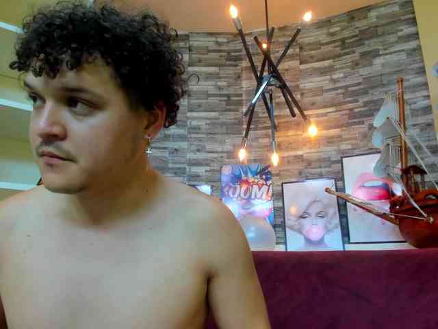 DrippingLove webcam