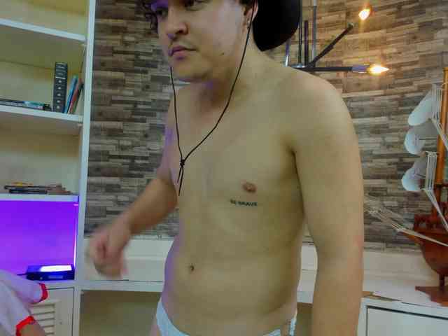 DrippingLove webcam