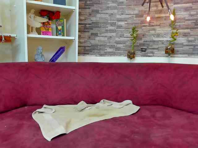 DrippingLove webcam
