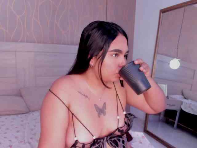 DakotaRoss webcam