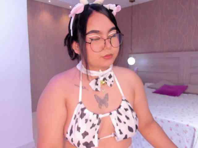 DakotaRoss webcam