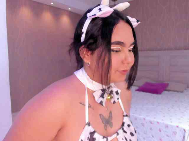 DakotaRoss webcam
