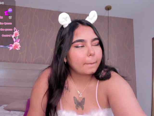 DakotaRoss webcam