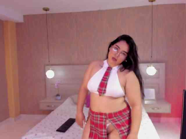 DakotaRoss webcam