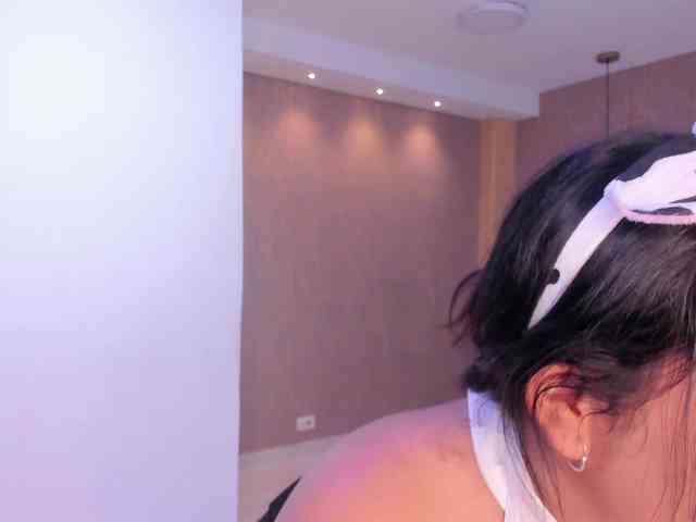 DakotaRoss webcam