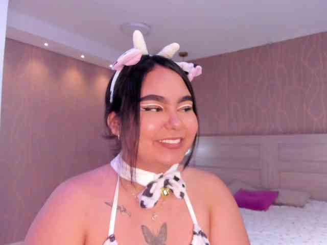 DakotaRoss webcam