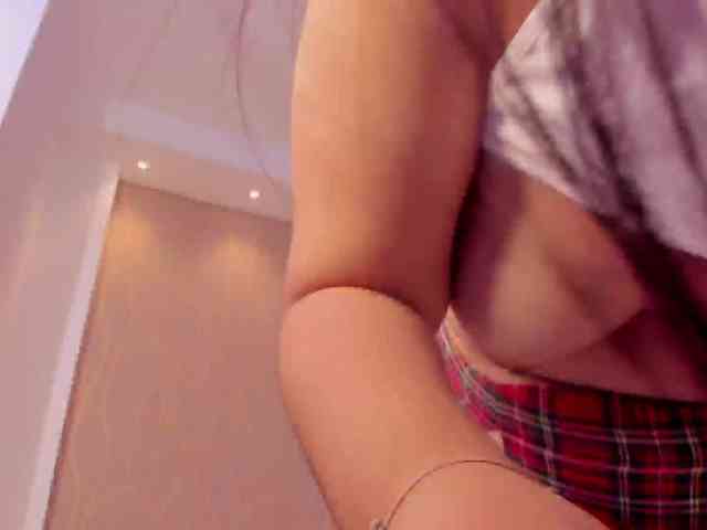 DakotaRoss webcam