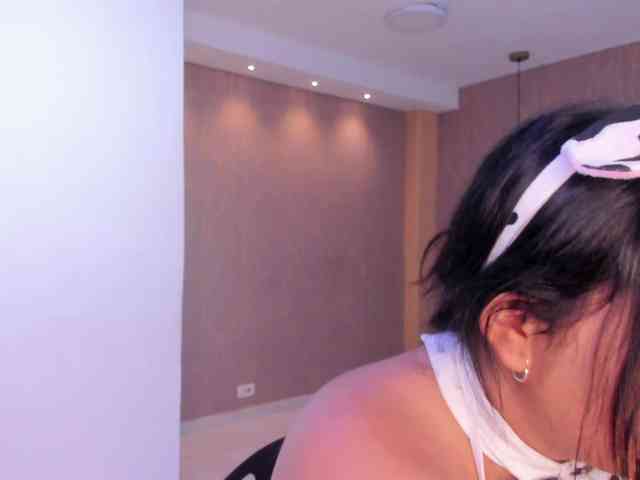 DakotaRoss webcam