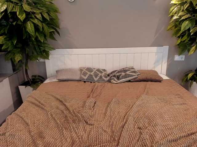 LexiLuxx from BongaCams