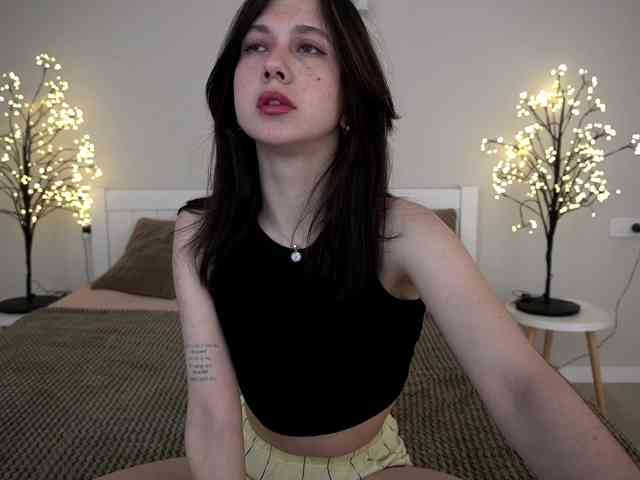 LexiLuxx webcam