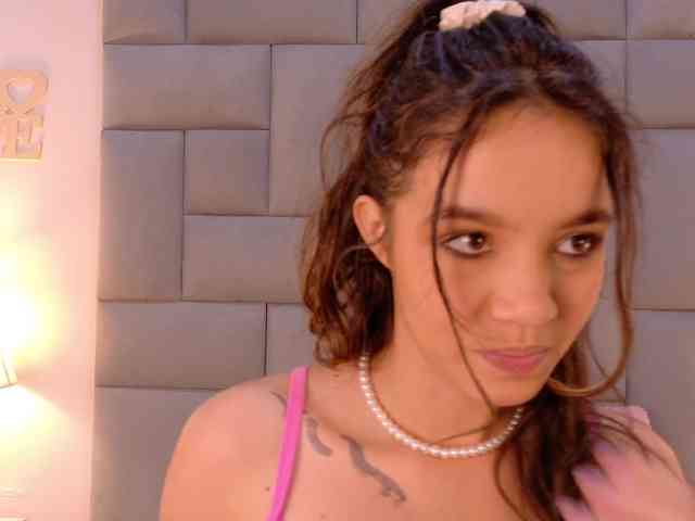 Barbaraa-Joness webcam