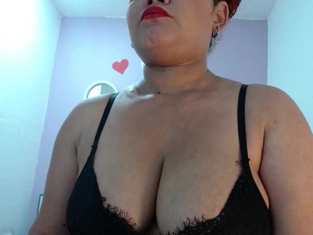  CHLOE-STORM chat room