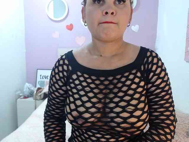 CHLOE-STORM webcam