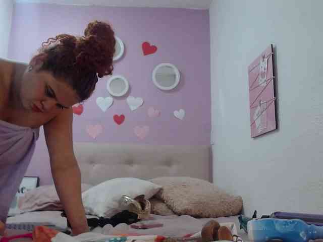 CHLOE-STORM webcam