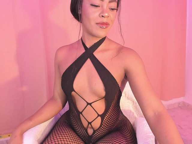laylacarteer's BongaCams show and profile