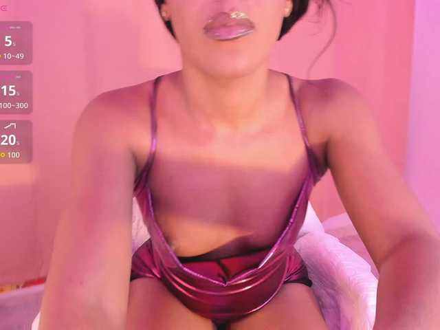 laylacarteer's BongaCams show and profile