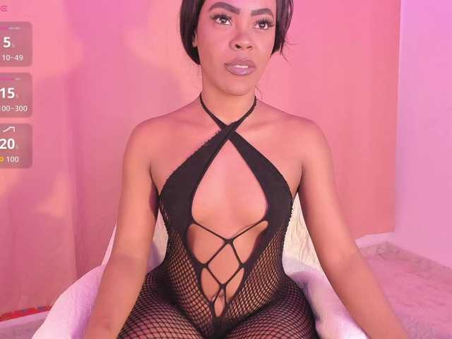 laylacarteer's BongaCams show and profile