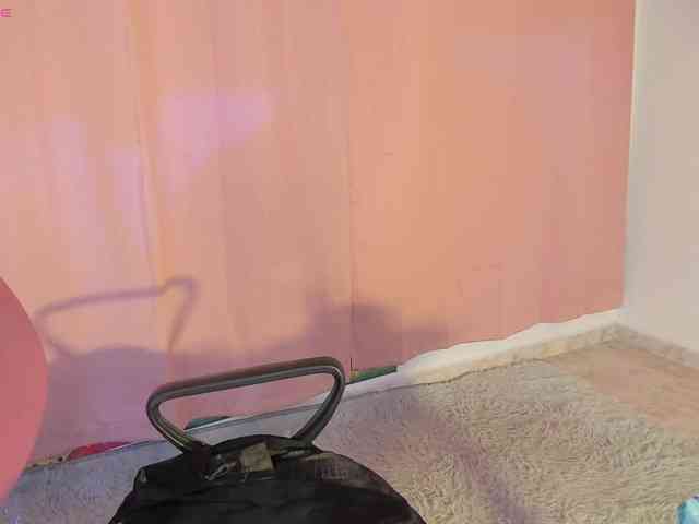 laylacarteer webcam