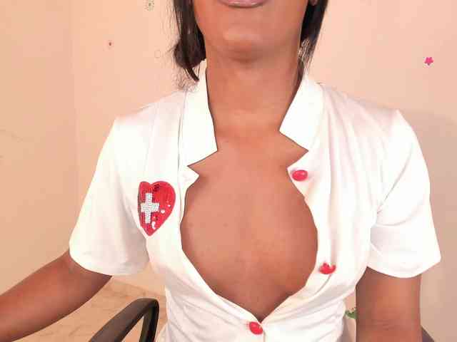 laylacarteer webcam