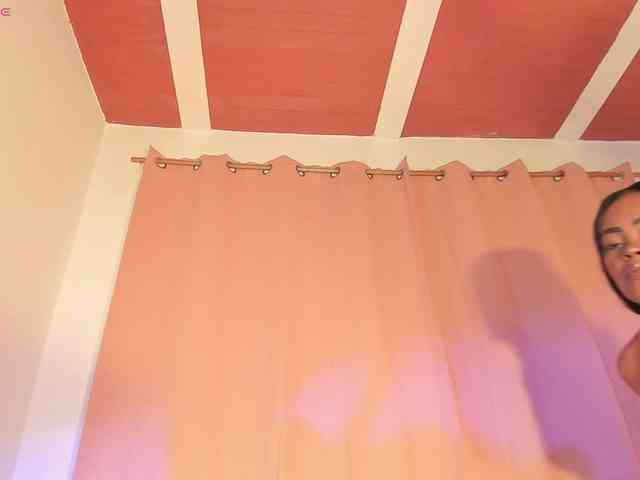 laylacarteer webcam