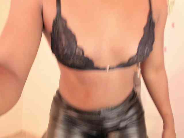 laylacarteer webcam